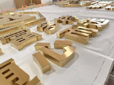  渑池拉丝不锈钢字的特点。